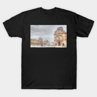 Loving The Louvre T-Shirt